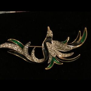 *NWOT* Beautiful Bird Pin